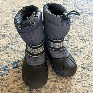 Sorel boys boots size 10
